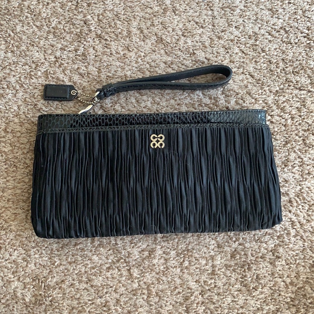 Coach wallet wristlet clutch